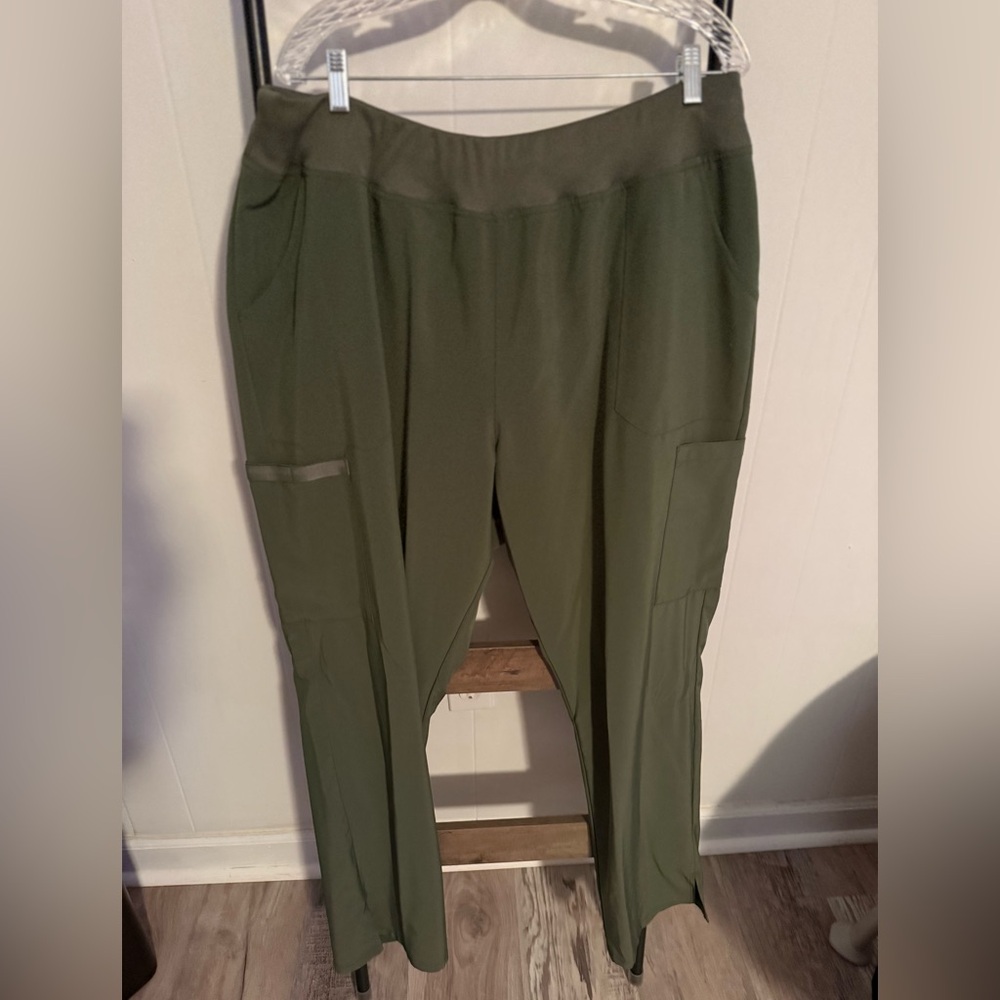 Dickies EDS Essentials Cargo Scrub Pants